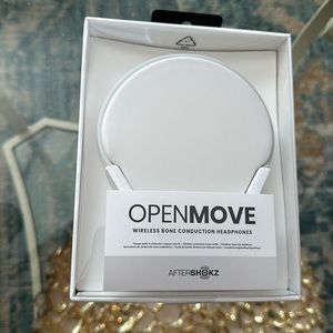 SHOKZ OpenMove Open-Ear Bluetooth
Sport Wireless Earphones/ White